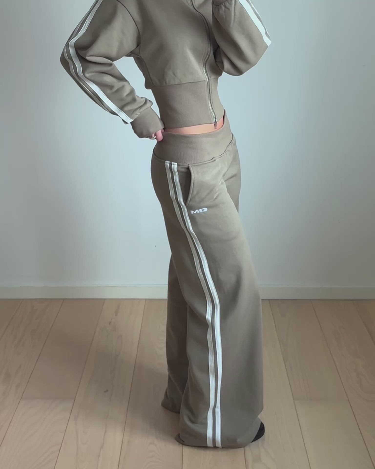 Pauline Sweatpants / Dusty Green – Ora Mora